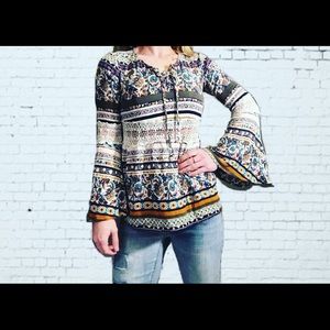 Mossimo Boho Style Lace Detail Top Size Small